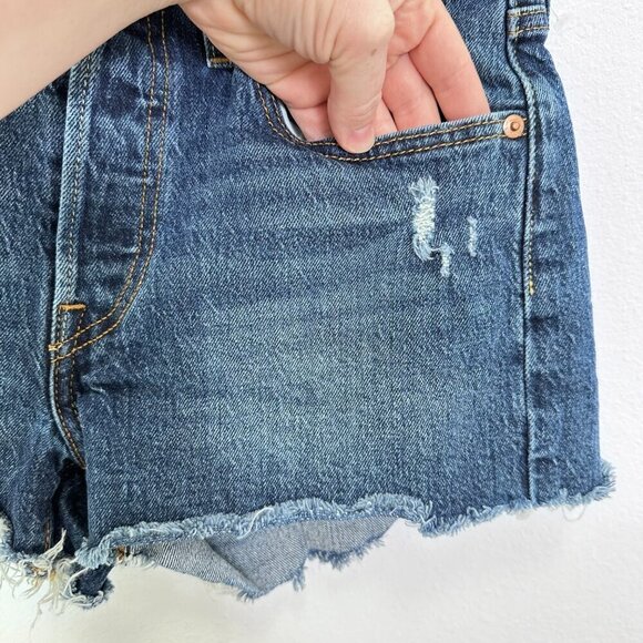 Levi's 501 Denim Jean Shorts Cut Off Dark Wash Women's Size‎ 26 - Picture 4 of 7